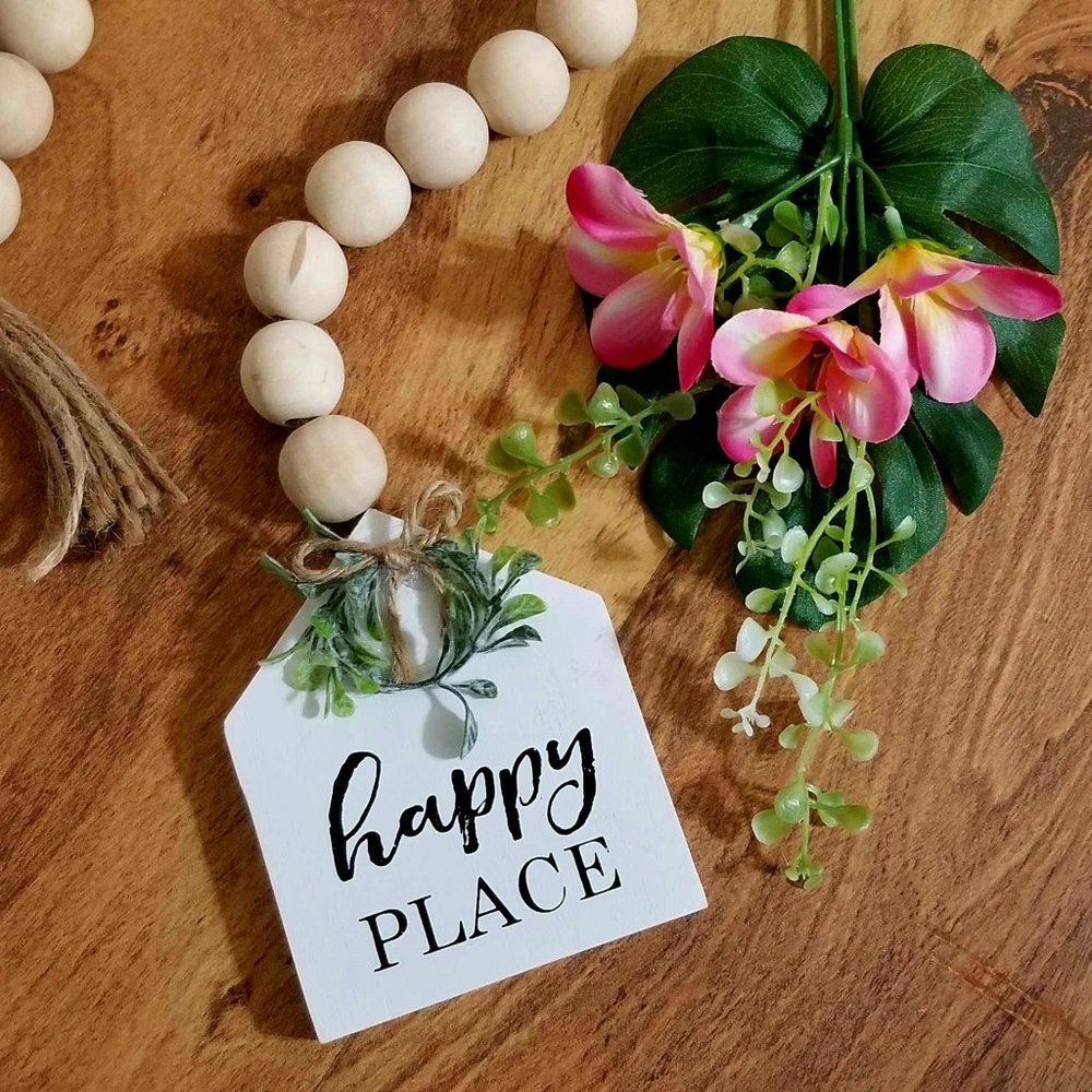 "Happy Place". Home Décor. Wood Tag, Blessing Beads, Faux Greenery. NWT.